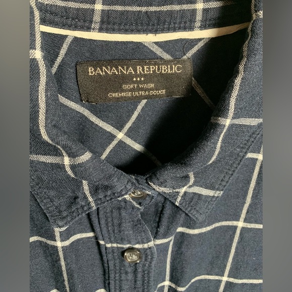 Banana Republic Soft Wash Navy Plaid Shirt - Picture 3 of 4
